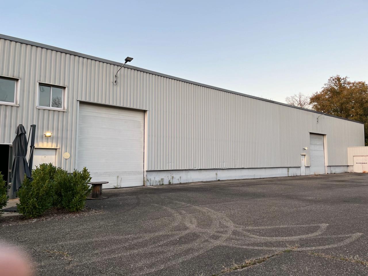 Entrepôt Wittenheim 4892m² Location entrepôt Wittenheim Haut-Rhin OLLOG2530245 2